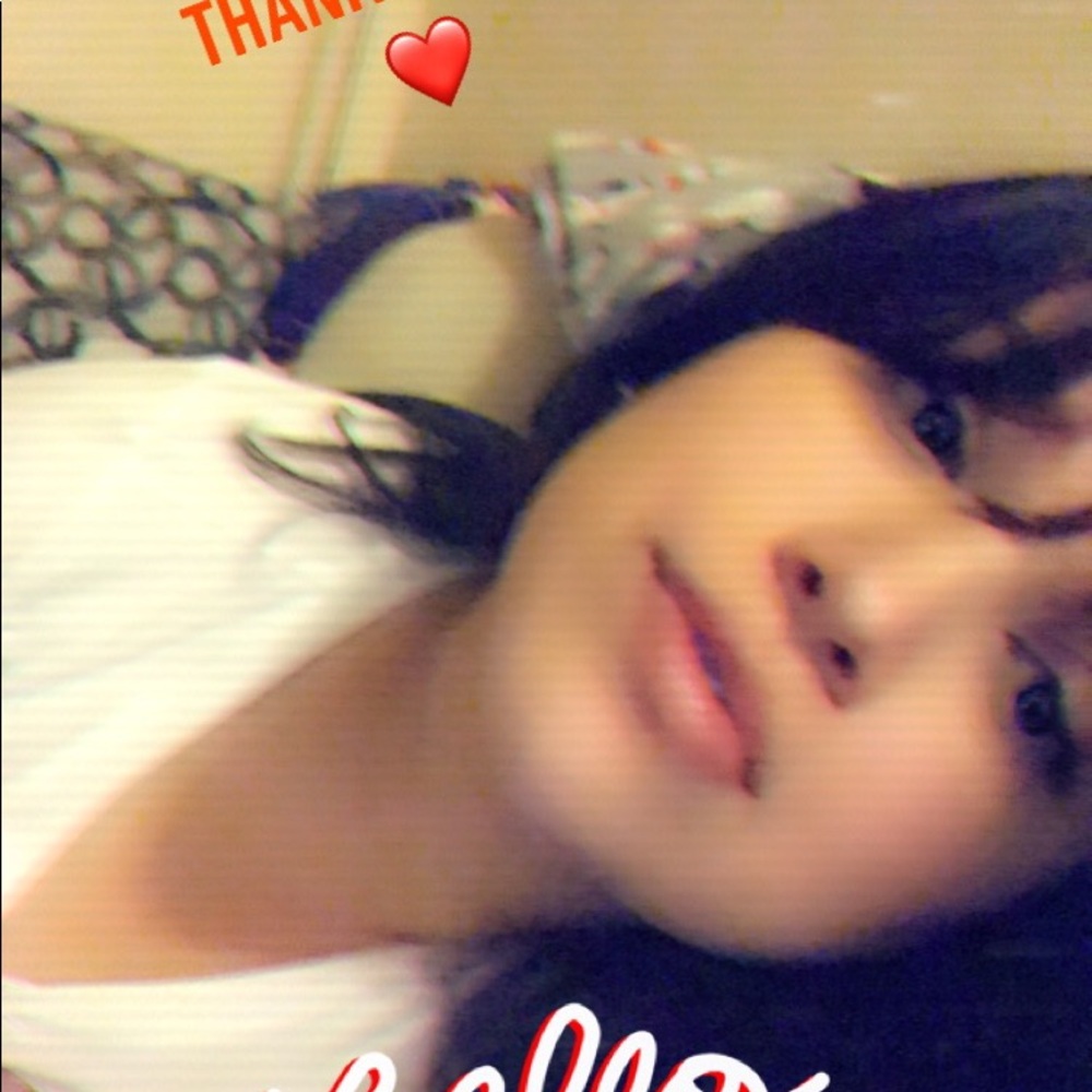 Meet your Posher, Vanessa